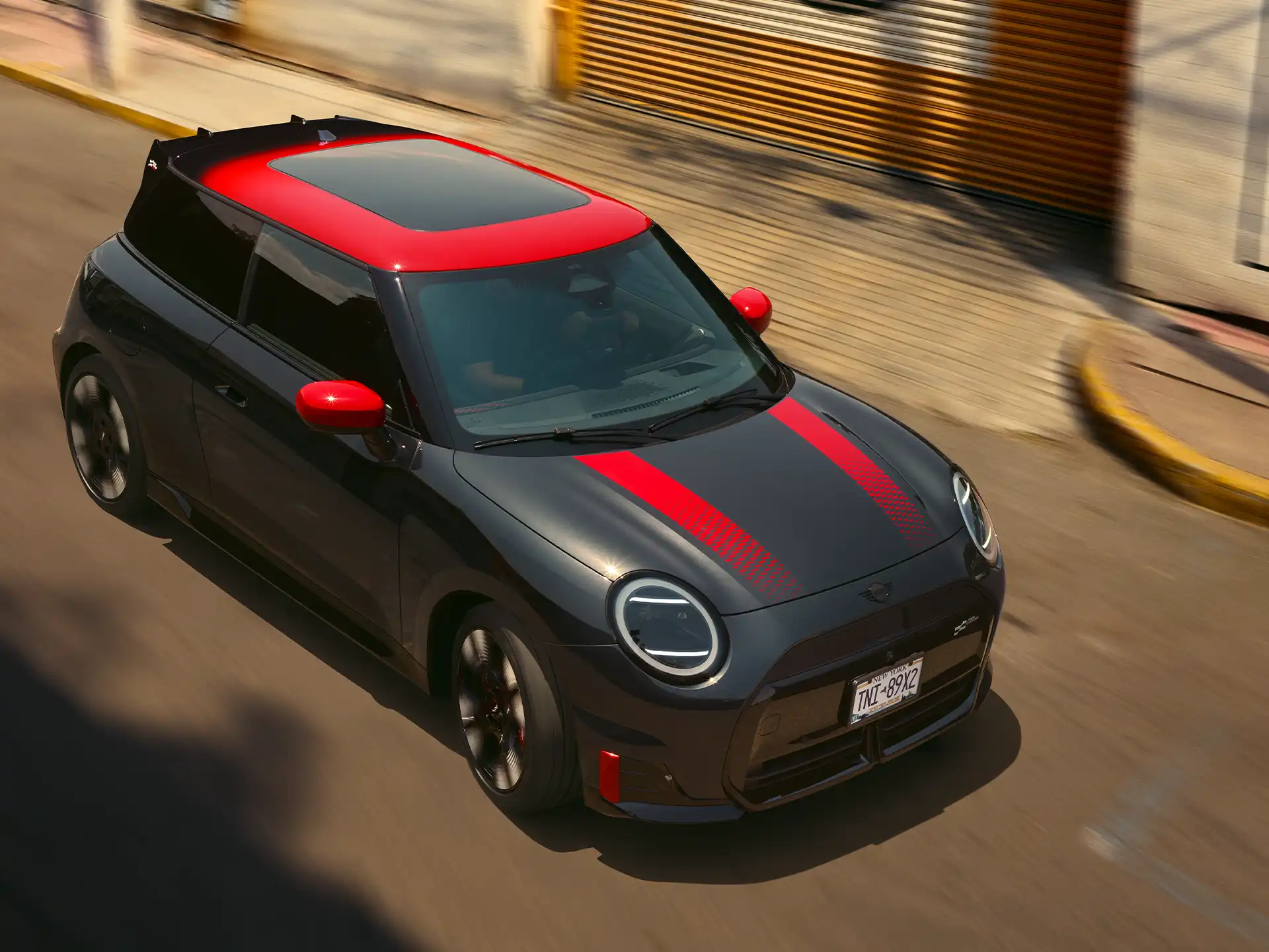 MINI John Cooper Works - J01 JCW horný pohľad